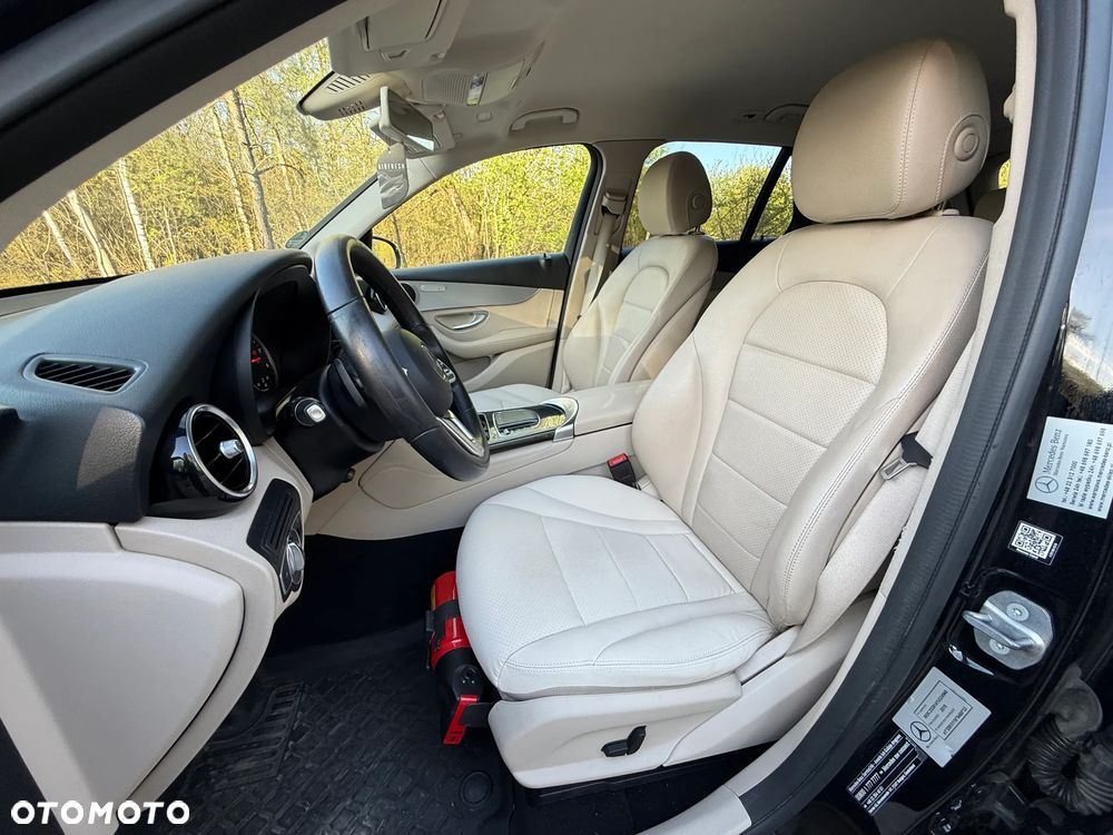 Mercedes-Benz GLC 220 d - 27