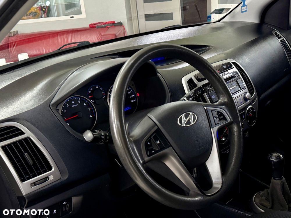 Hyundai i20 1.25 Wersja Jubileuszowa - 18