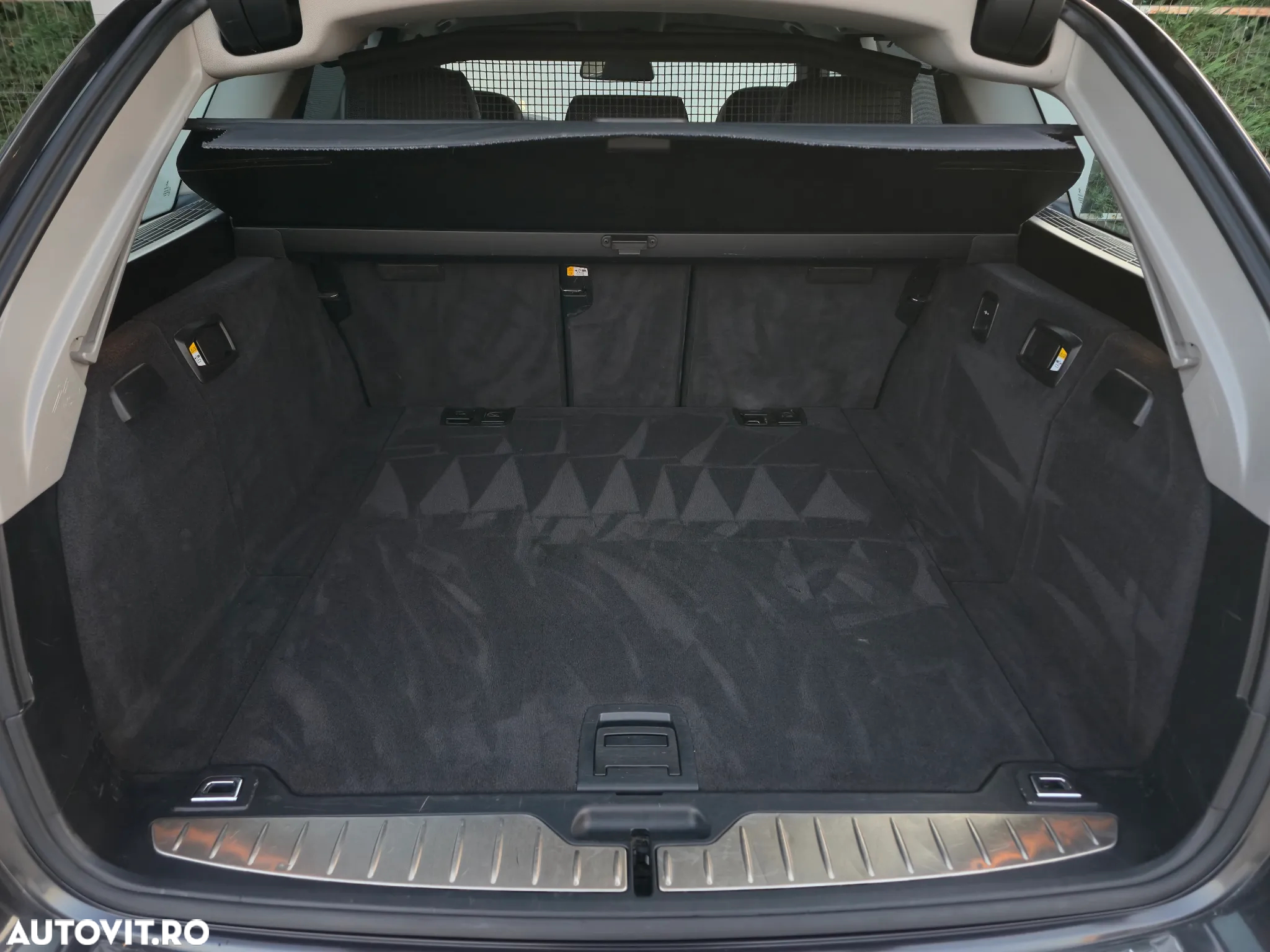 BMW Seria 5 525d Touring Sport-Aut. - 30