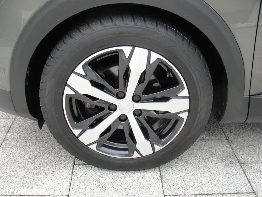 Peugeot 5008 BlueHDi 180 EAT8 GT Pack - 26