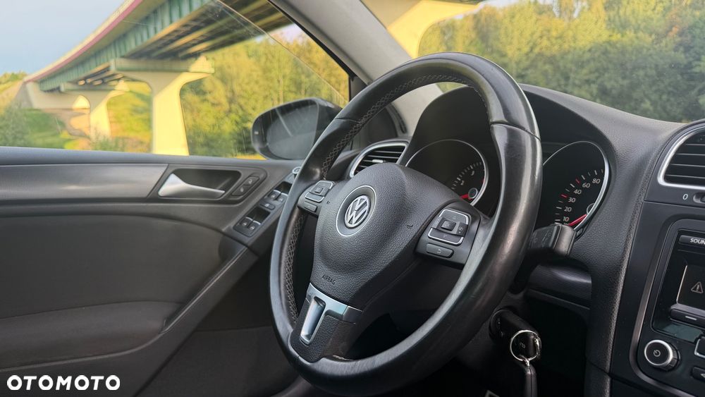 Volkswagen Golf 1.2 TSI Style - 19
