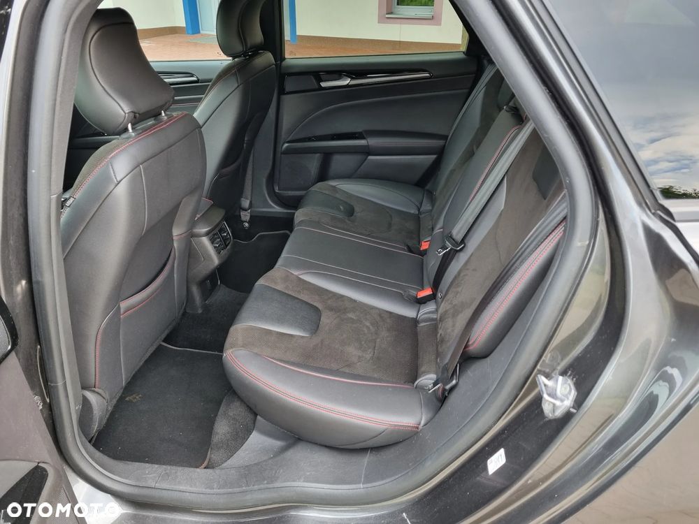 Ford Mondeo SW 2.0 Ti-VCT ST-Line - 13