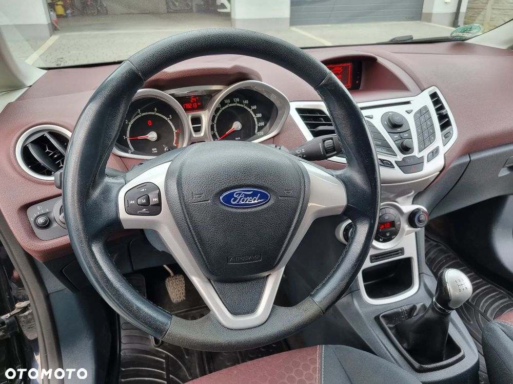Ford Fiesta 1.25 Titanium - 13