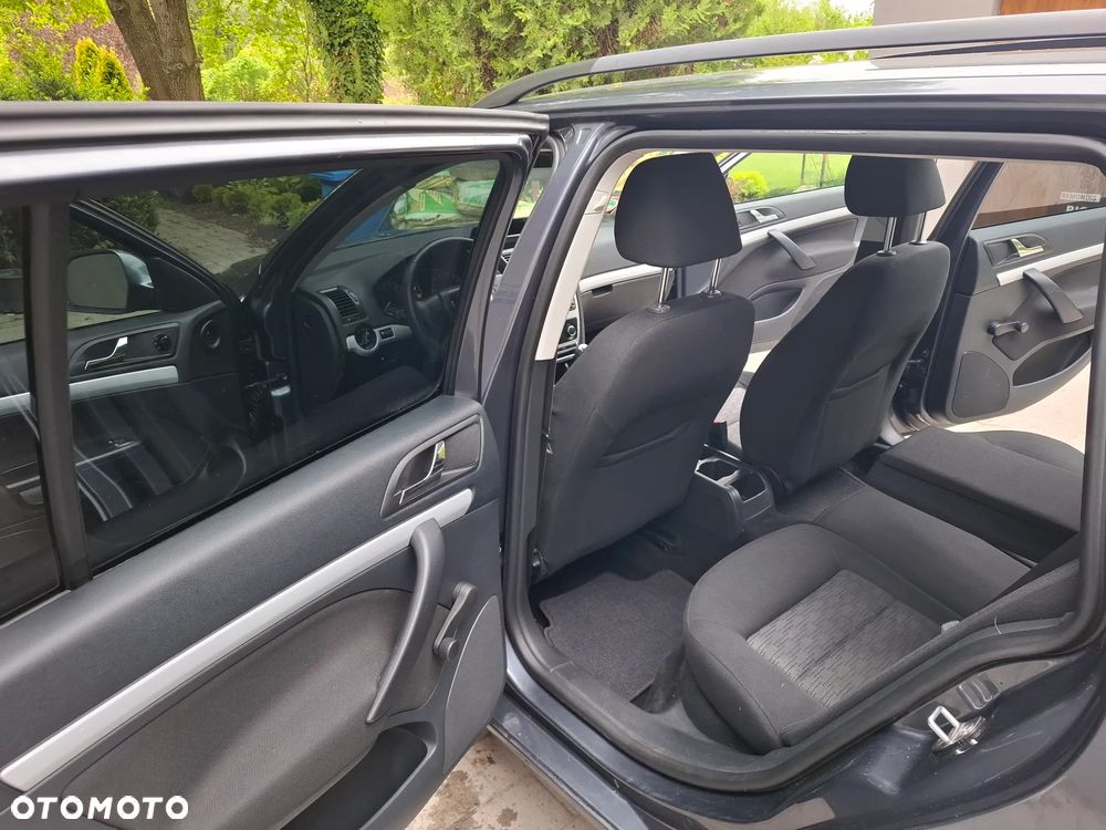 Skoda Octavia - 4