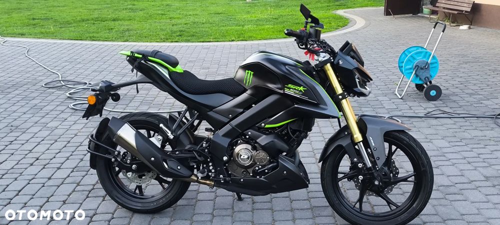 QJMOTOR SRK 125S - 11