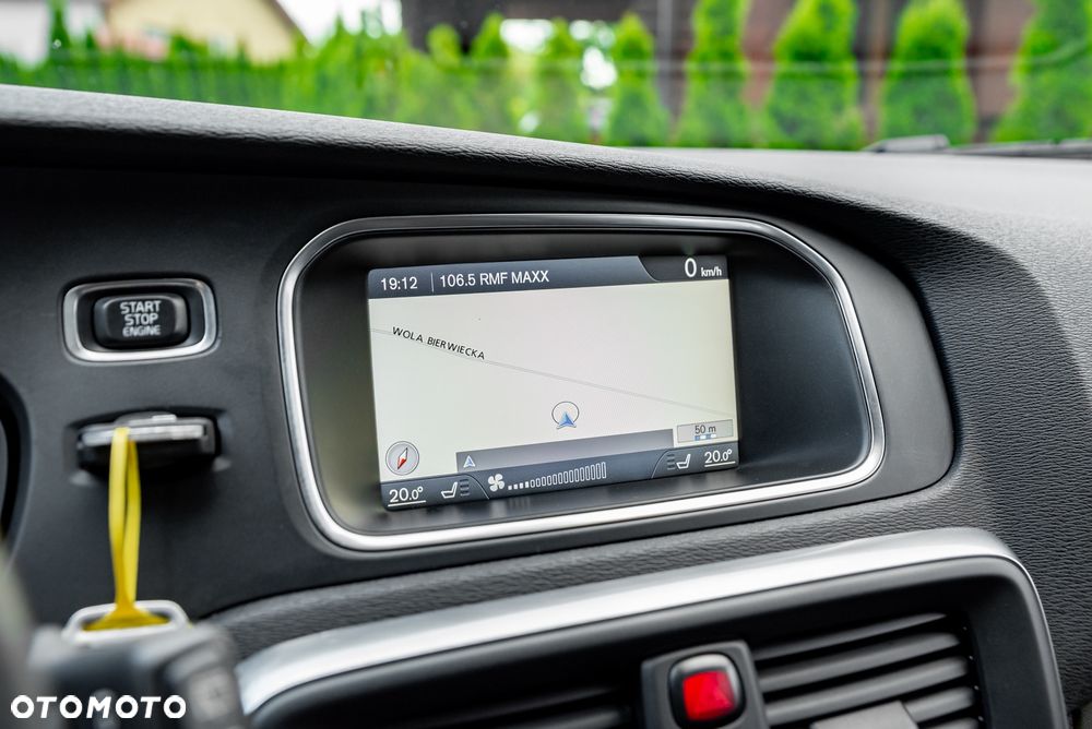 Volvo V40 D4 Geartronic R Design - 31