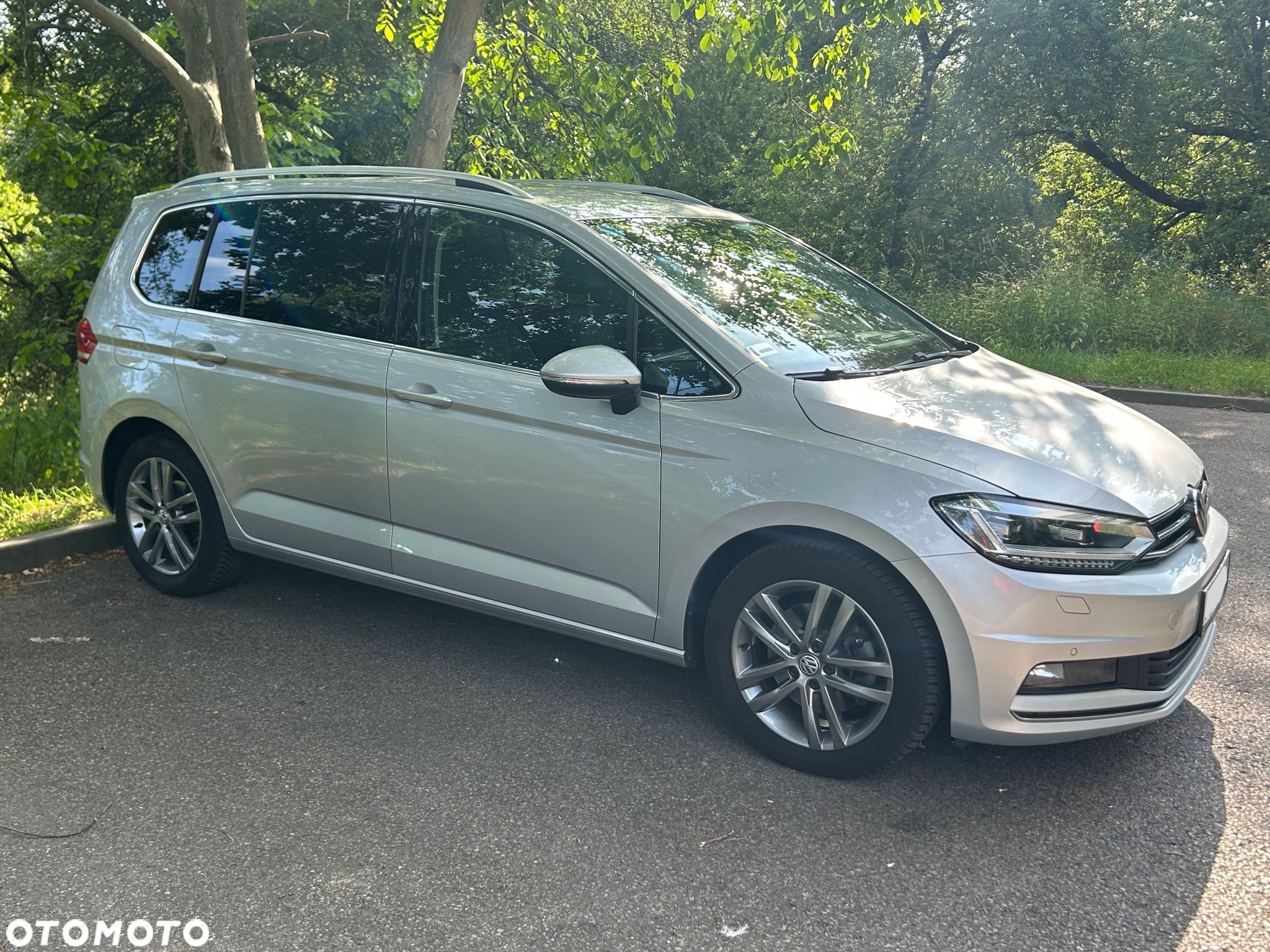 Volkswagen Touran 2.0 TDI BMT Highline DSG - 1