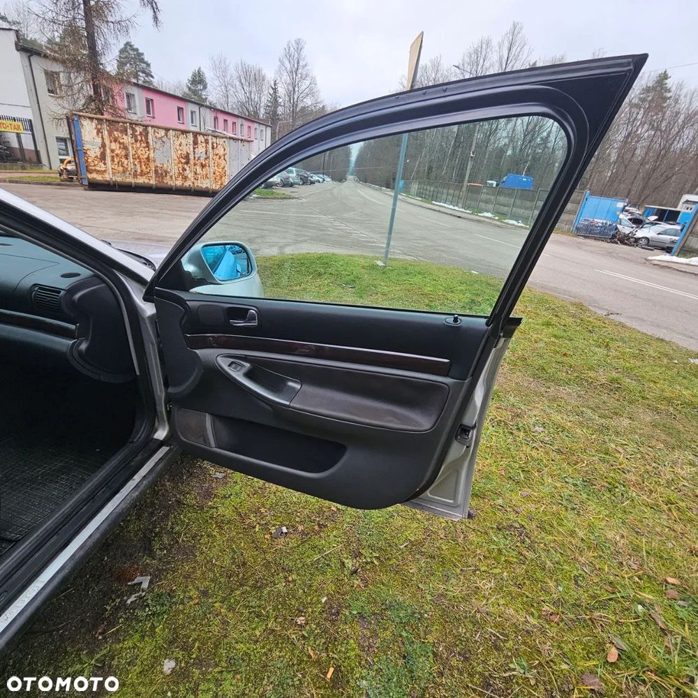 DRZWI / PRAWE LEWE / PRZÓD TYŁ / AUDI A4 B5 (lak: LY7W) (sedan) - 11