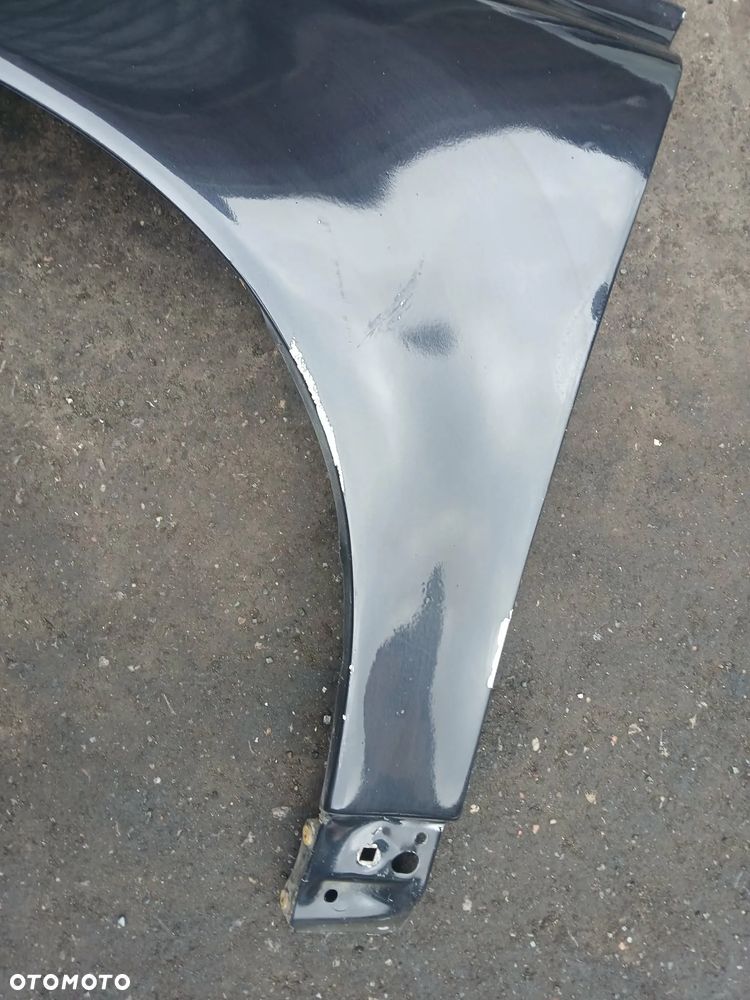 Volvo V50 Błotnik lewy kod lakieru 452-46 - 5