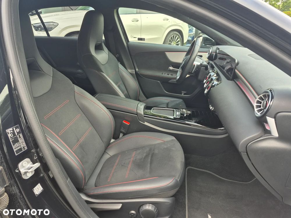 Mercedes-Benz Klasa A 200 AMG Line 7G-DCT - 30