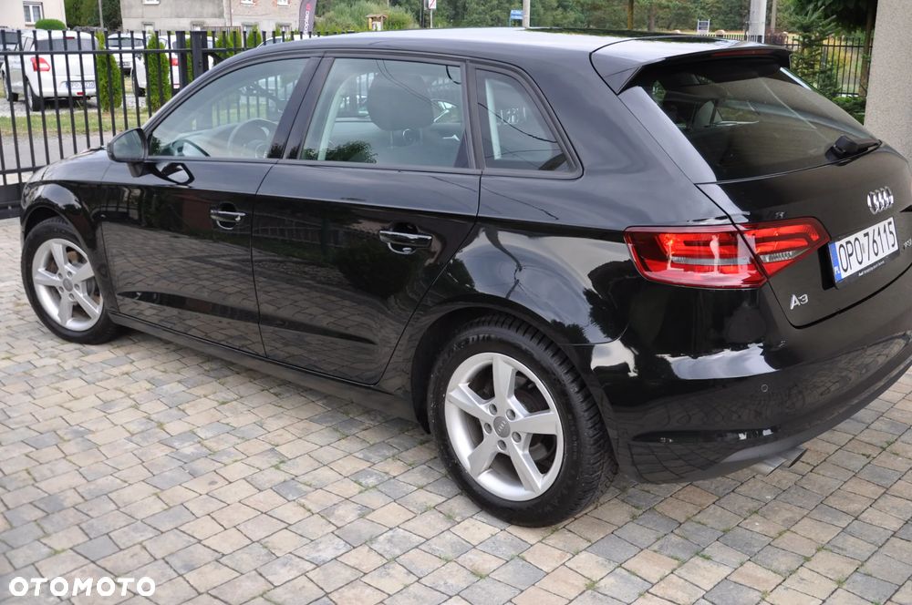 Audi A3 Sportback 1.4 TFSI Ambiente - 18