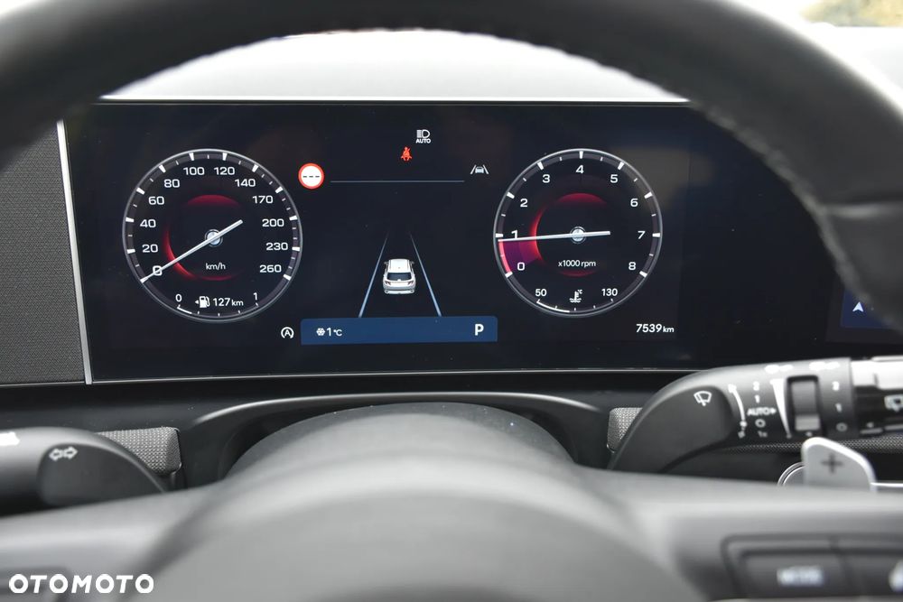 Hyundai Tucson 1.6 T-GDi 48V-Hybrid 2WD DCT Select - 17