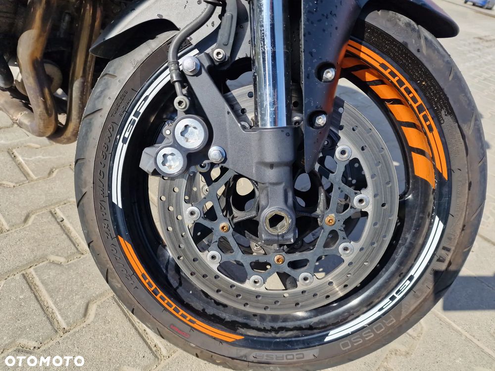 Yamaha FZ - 9