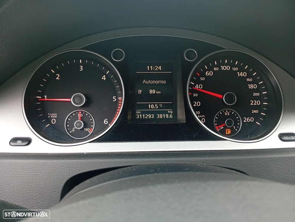 VW Passat Variant 2.0 TDi Confortline BM - 7