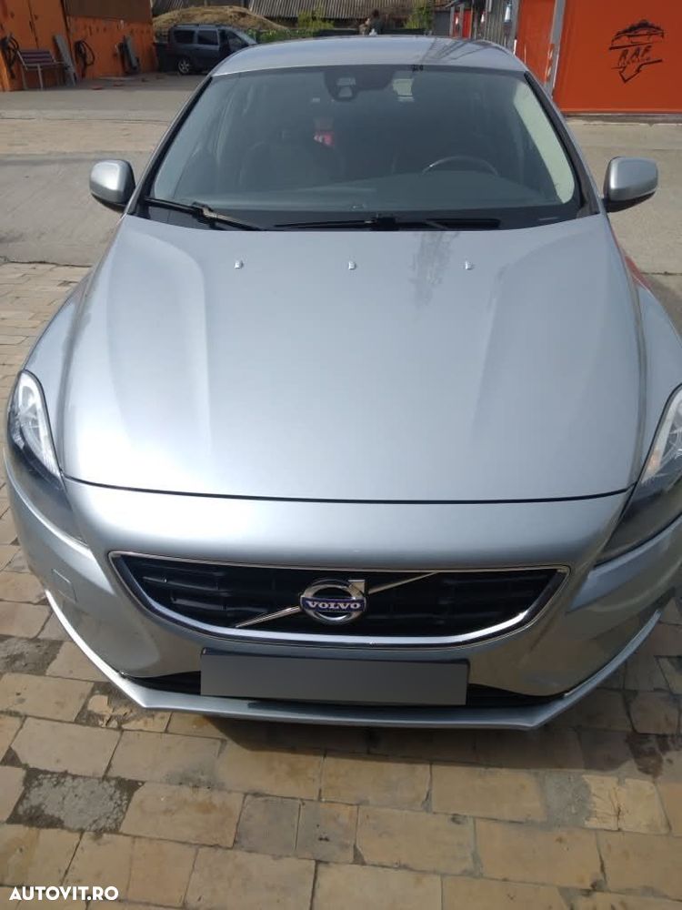Volvo V40 D2 Aut. Basic - 1