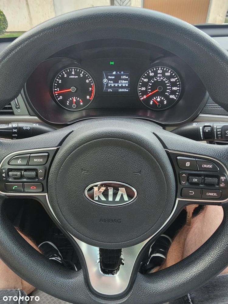 Kia Optima - 12