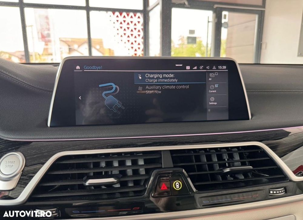 BMW Seria 7 745e - 18