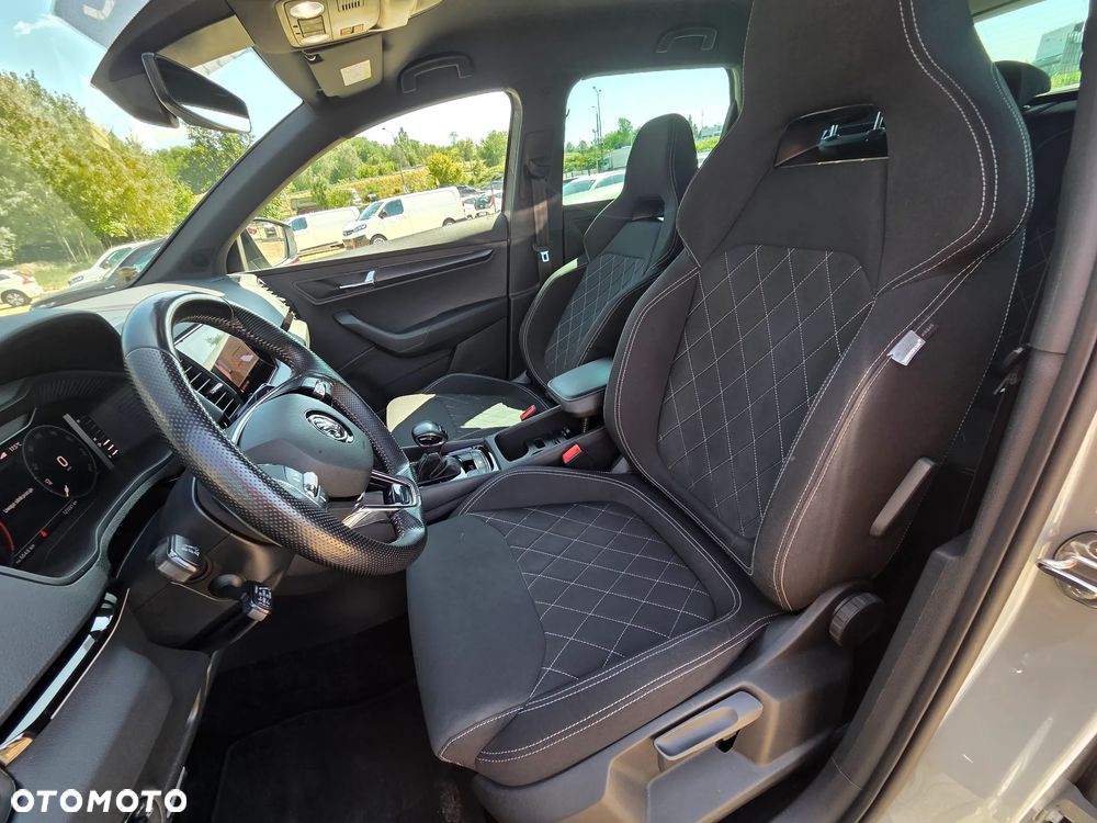 Skoda Karoq 2.0 TDI SCR 4x4 Sportline DSG - 25