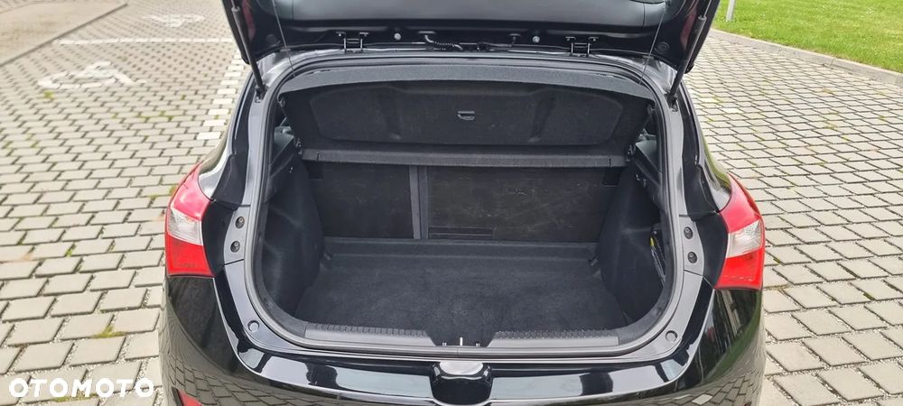 Hyundai i30 1.4 Edition Plus - 27