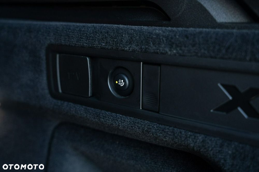BMW X5 xDrive30d mHEV - 33