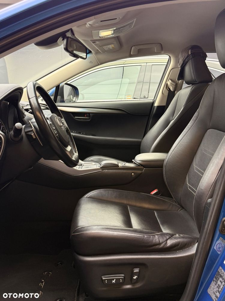 Lexus NX 300h E-FOUR Executive Line - 19