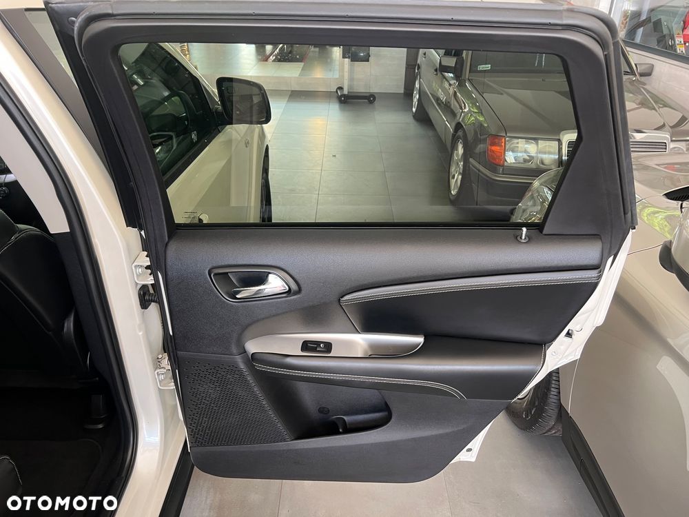Fiat Freemont 2.0 Multijet Lounge - 25