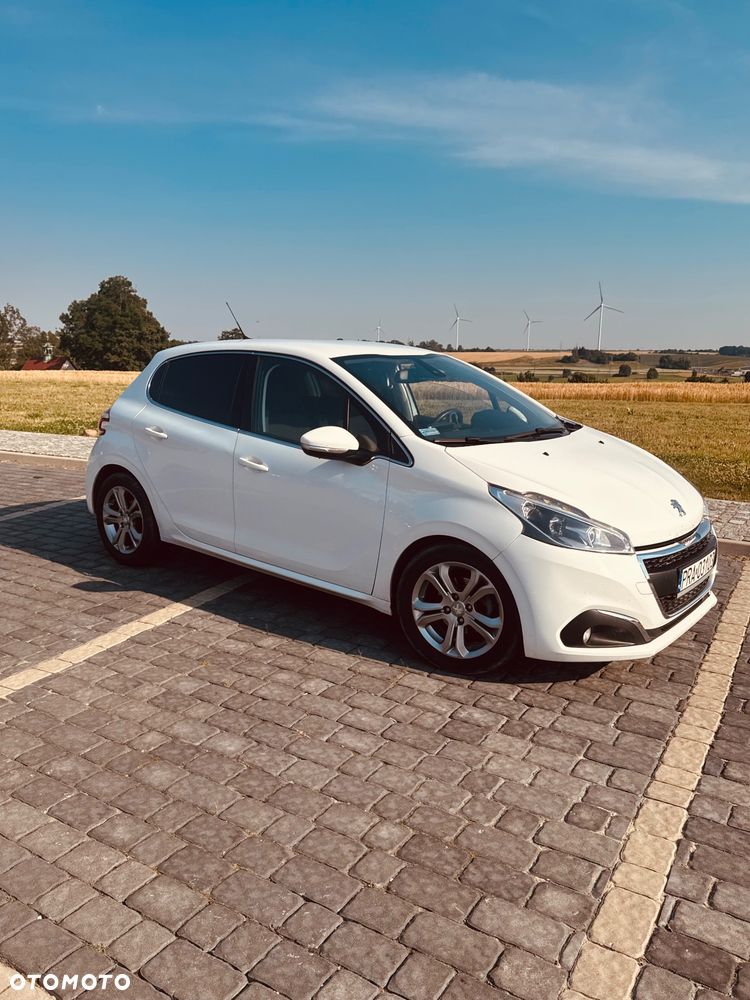 Peugeot 208 - 2