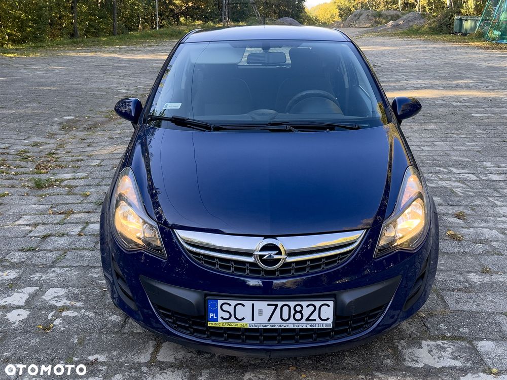 Opel Corsa 2013 photo 2