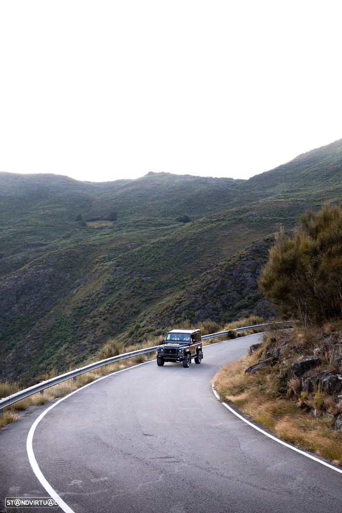 Land Rover Defender 90 2.5 TDi Metal Top - 16