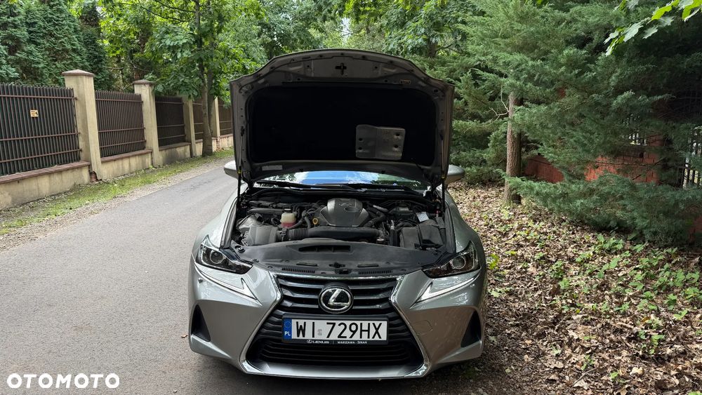 Lexus IS 200t Comfort - 9