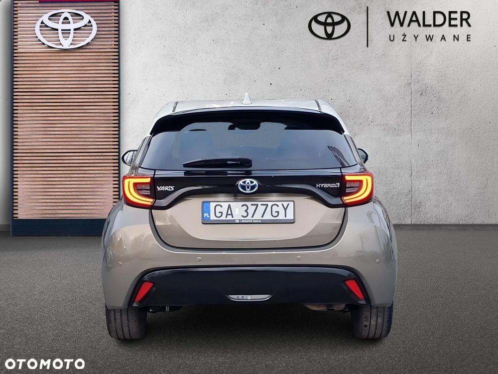 Toyota Yaris Hybrid 1.5 Selection Elegant - 6