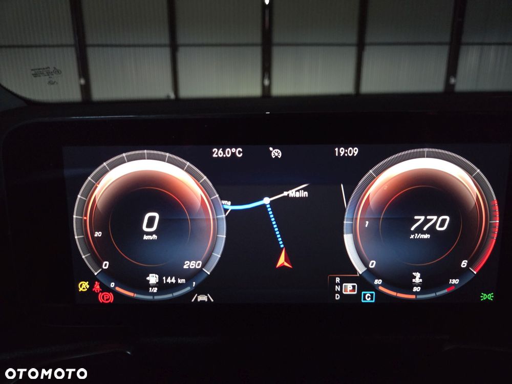 Mercedes-Benz GLB 200 d 8G-DCT Progressive - 36