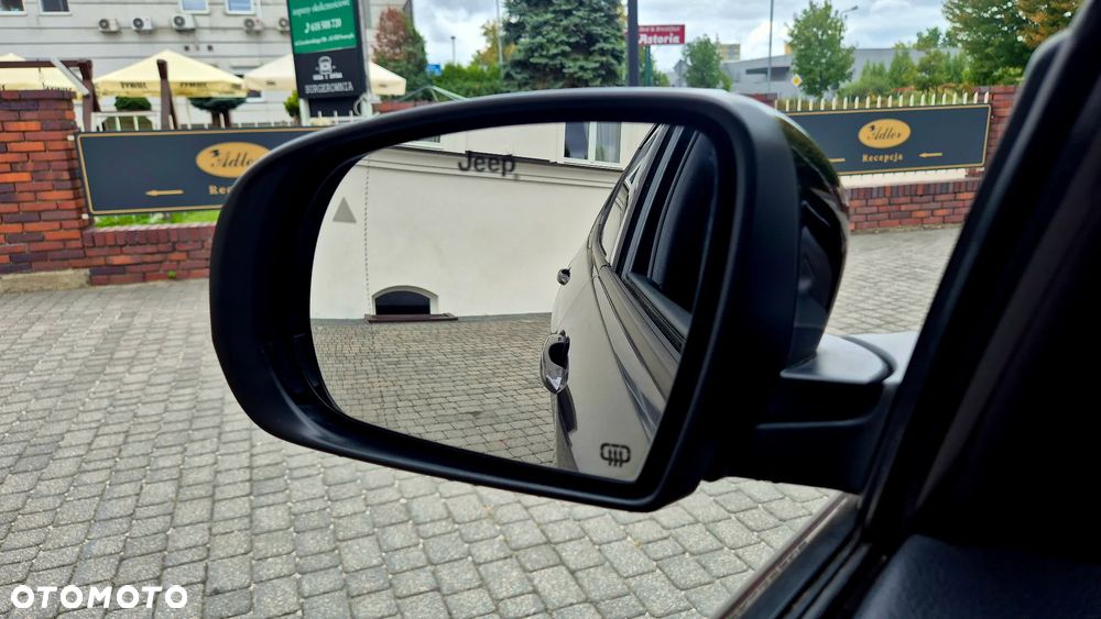 Jeep Compass - 34