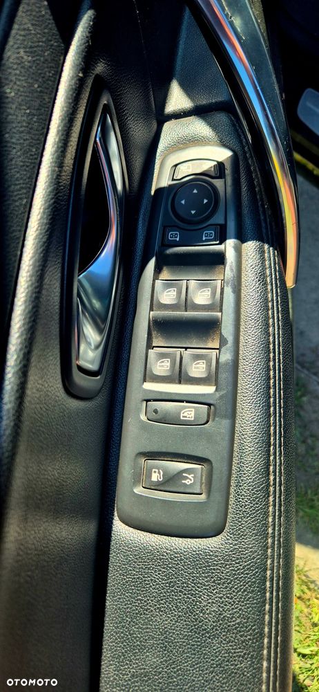 Renault Latitude - 11