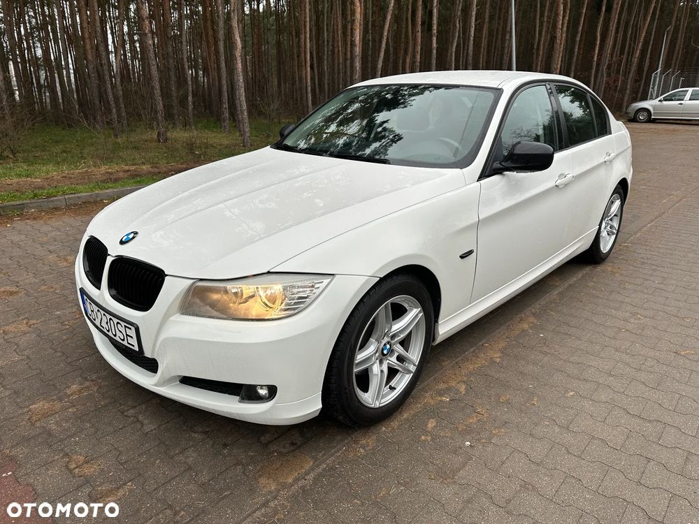BMW Seria 3 318d DPF Edition Exclusive - 1