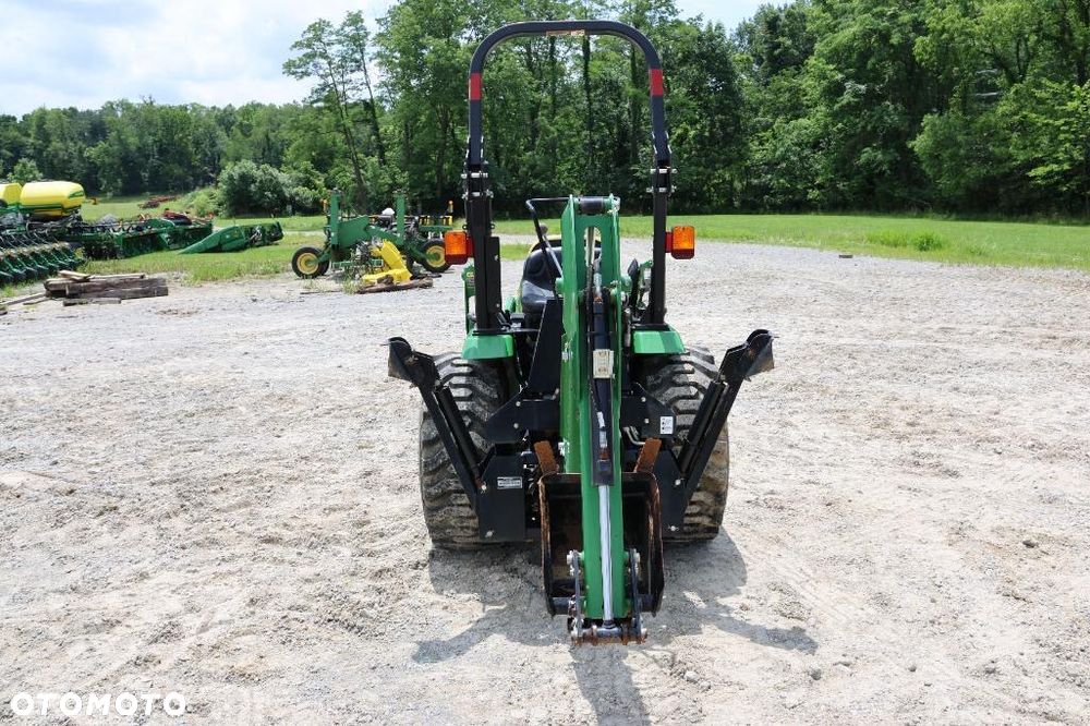 John Deere 2520 - 4