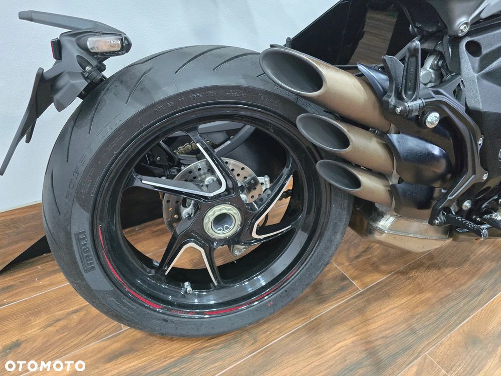 MV AGUSTA Brutale - 30