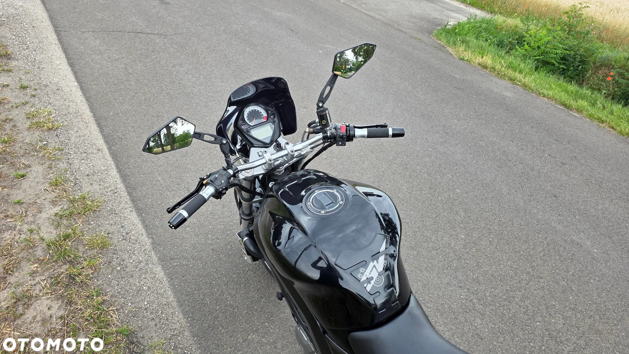 Suzuki SV - 6