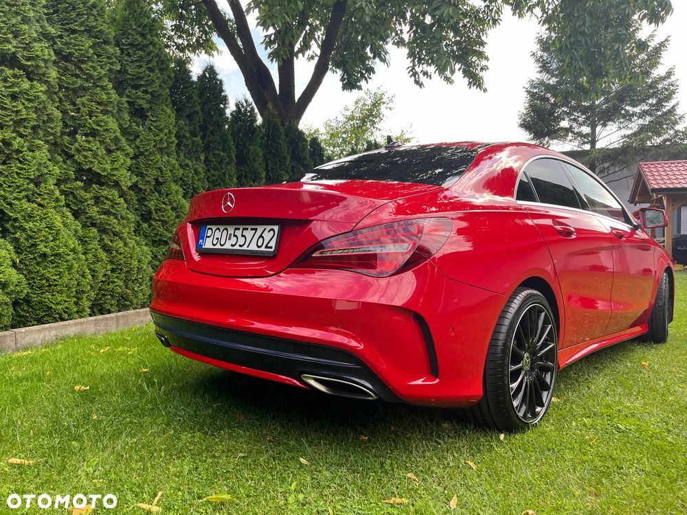 Mercedes-Benz CLA 180 AMG Line - 20