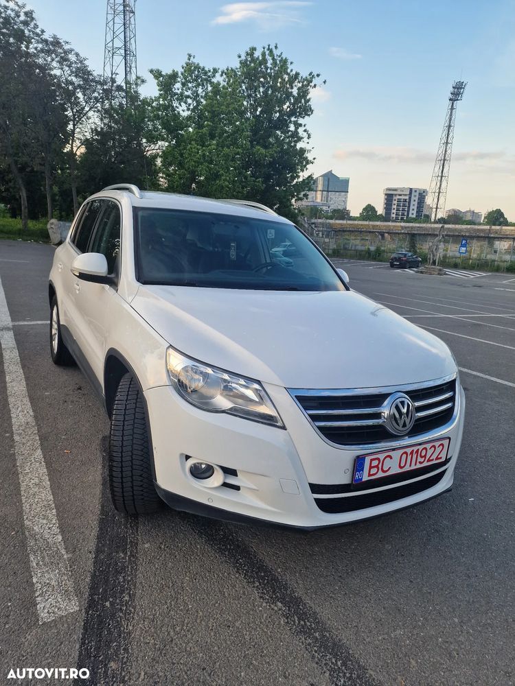 Volkswagen Tiguan - 2