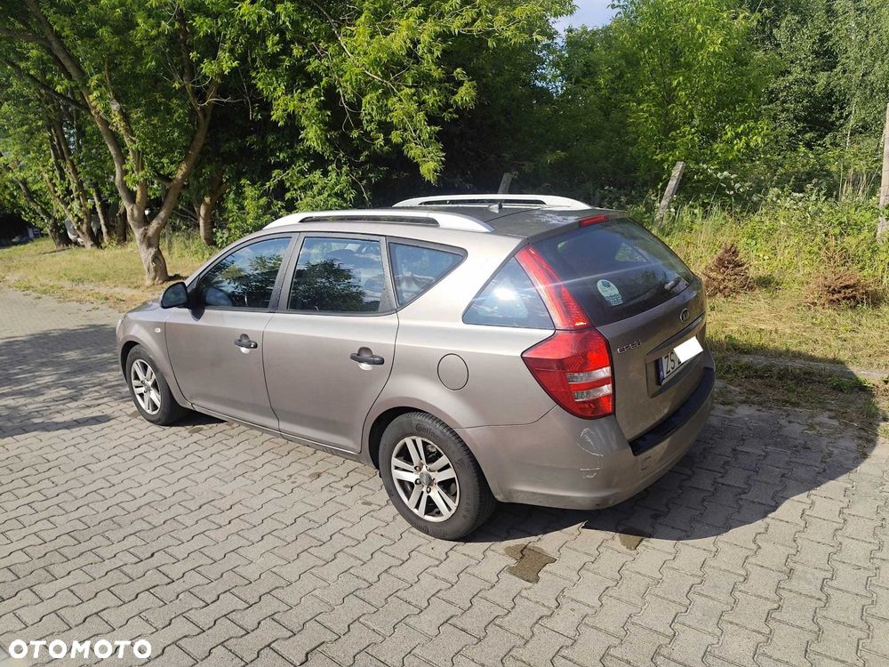 Kia Ceed - 2