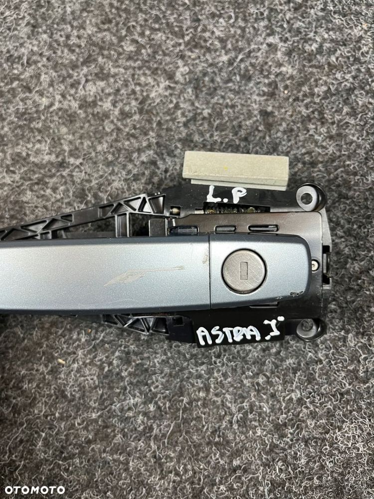 opel astra j IV klamka drzwi zew. lewa przód przednia 14096201 - 2