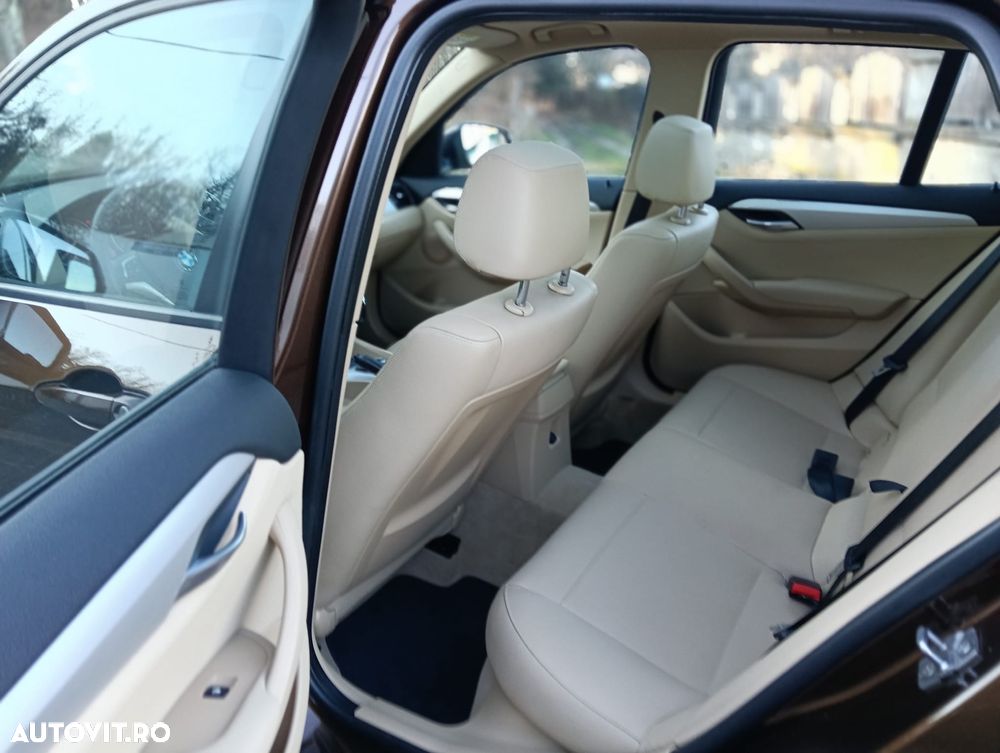 BMW X1 xDrive20d Aut. Sport Line - 23