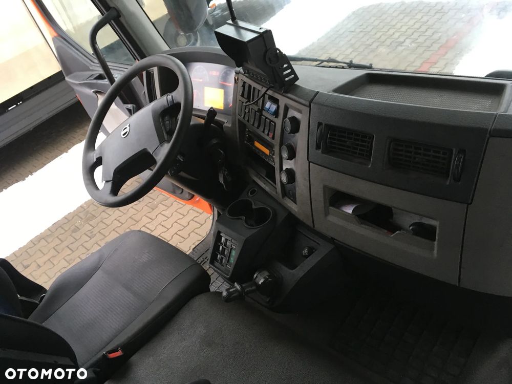 Volvo FL6 290 - 13