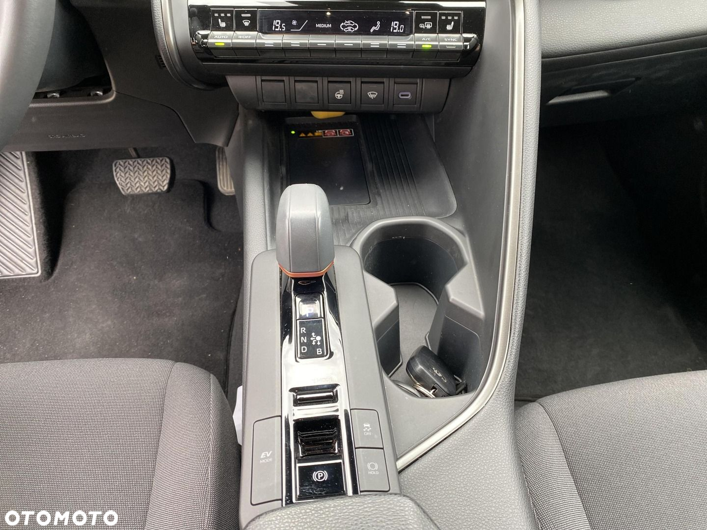 Toyota C-HR - 19