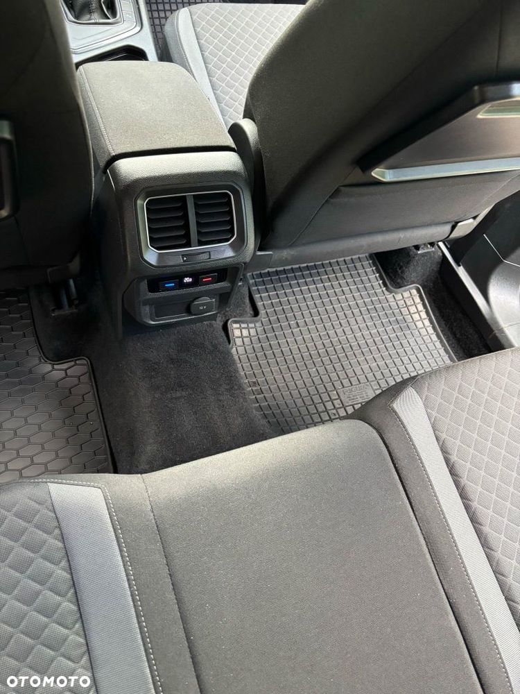 Volkswagen Tiguan - 20
