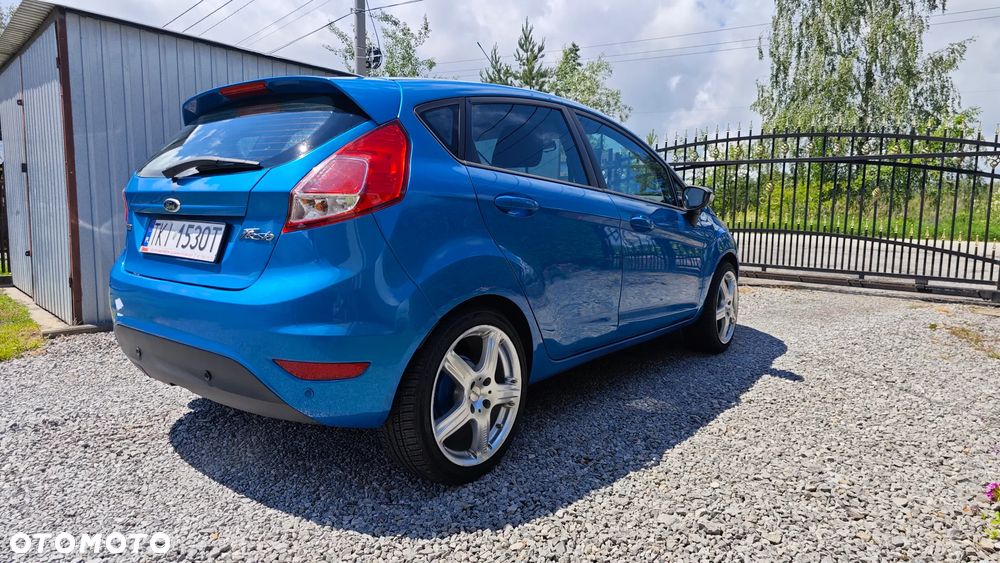 Ford Fiesta - 15