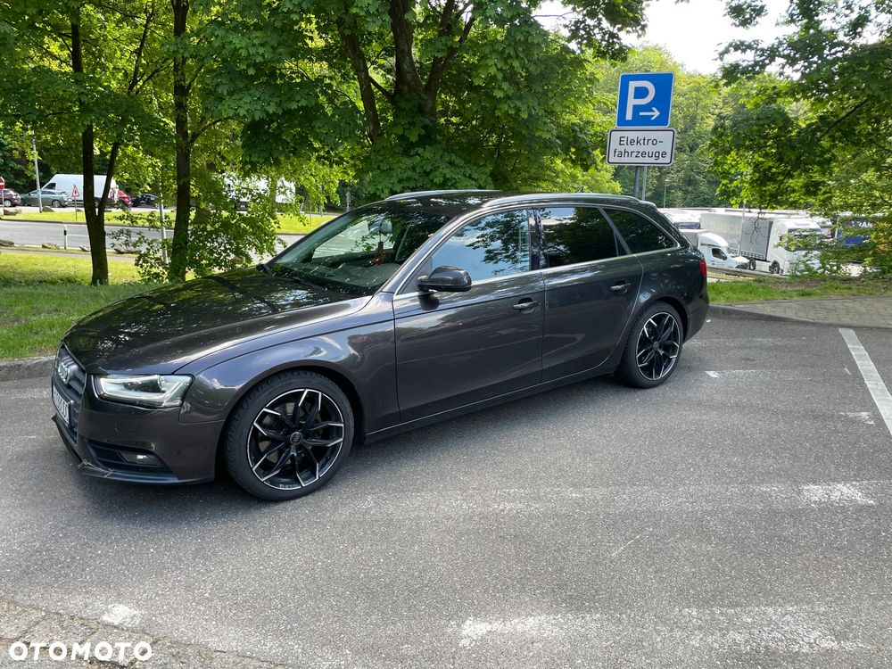 Audi A4 Avant - 2