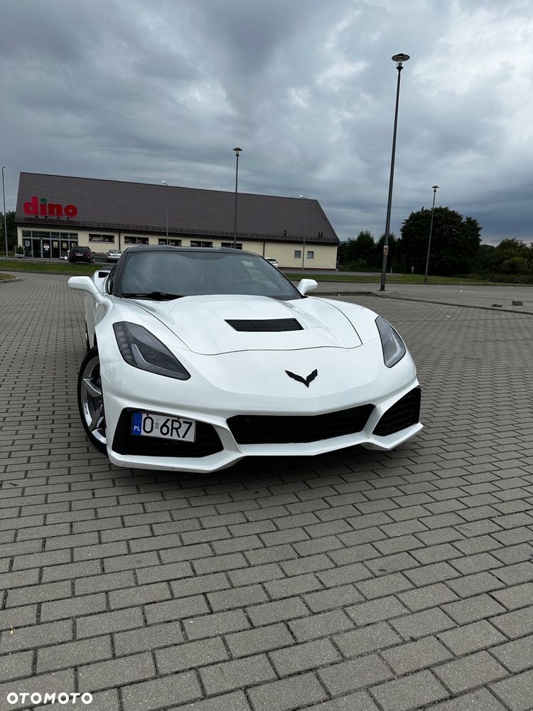 Chevrolet Corvette - 2