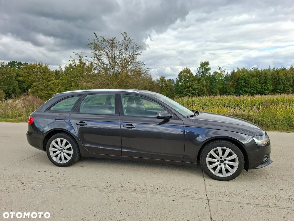 Audi A4 - 4